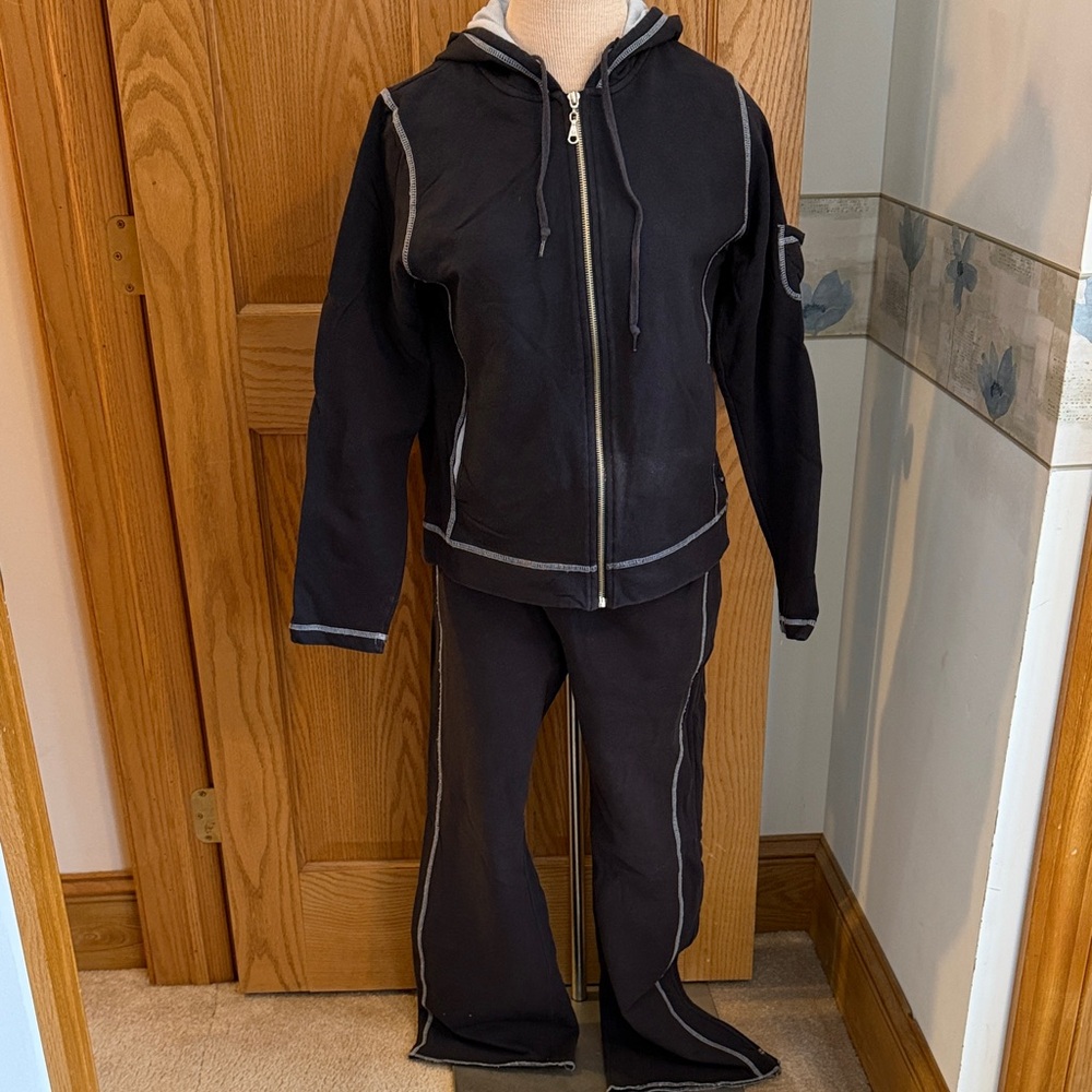 Gloria Vanderbilt Sport Black Jacket & Pants